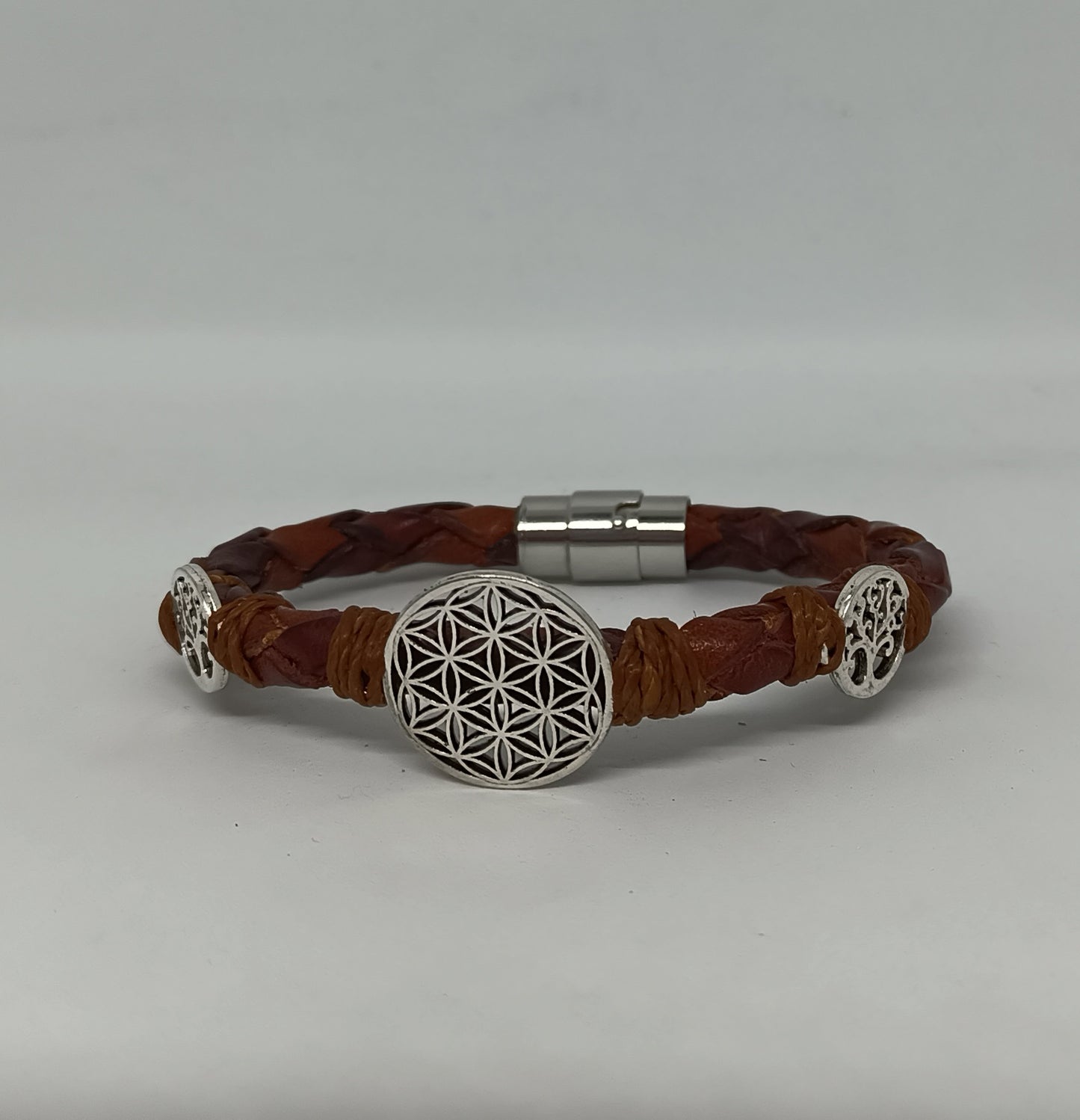 Pulsera cuero trenzado Flor y arbol de la vida